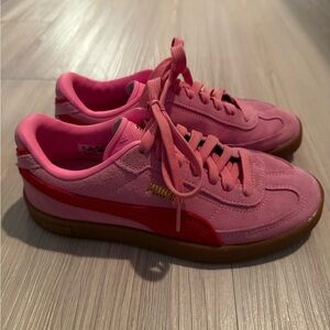Puma Kids Sneakers in Pink and Red